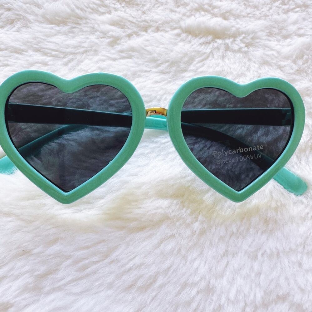 Pixie Green Girl Heart-shape Sunglasses - Picture 2 of 11